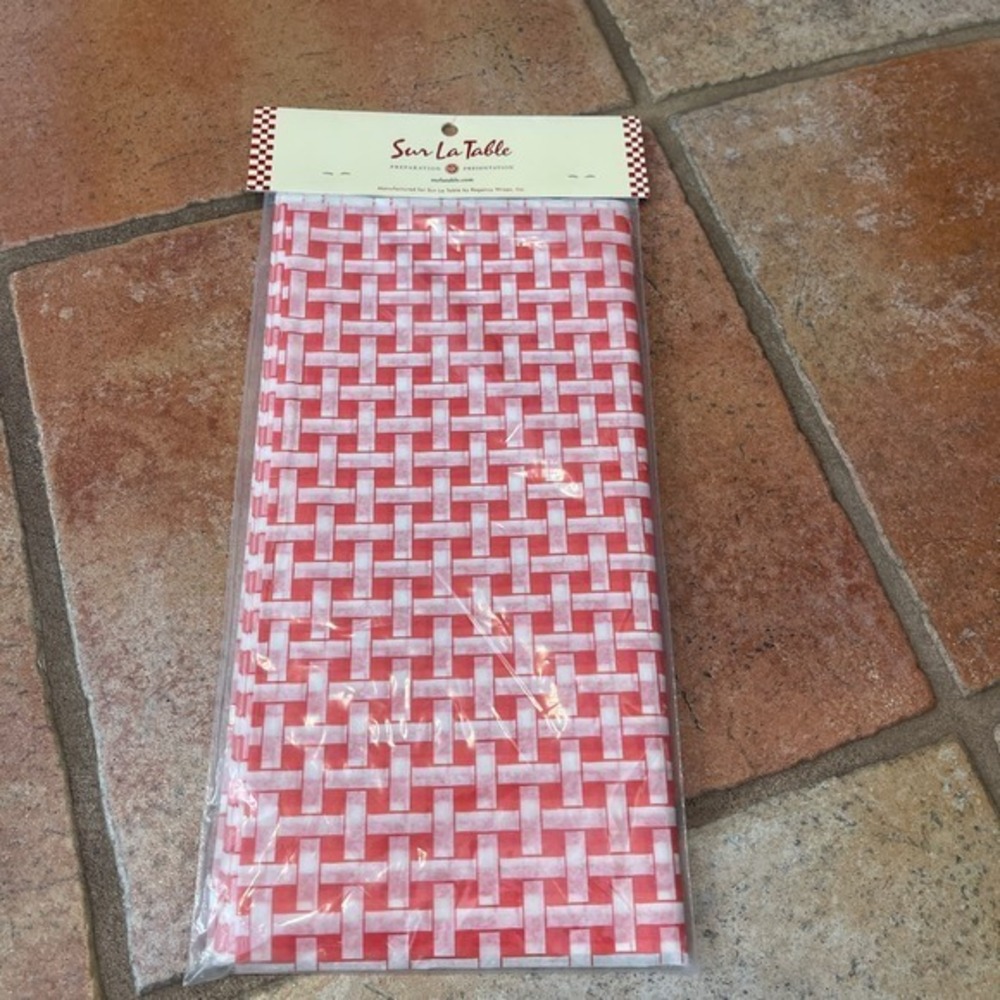 Sur La Table perfect picnic papers (36) count